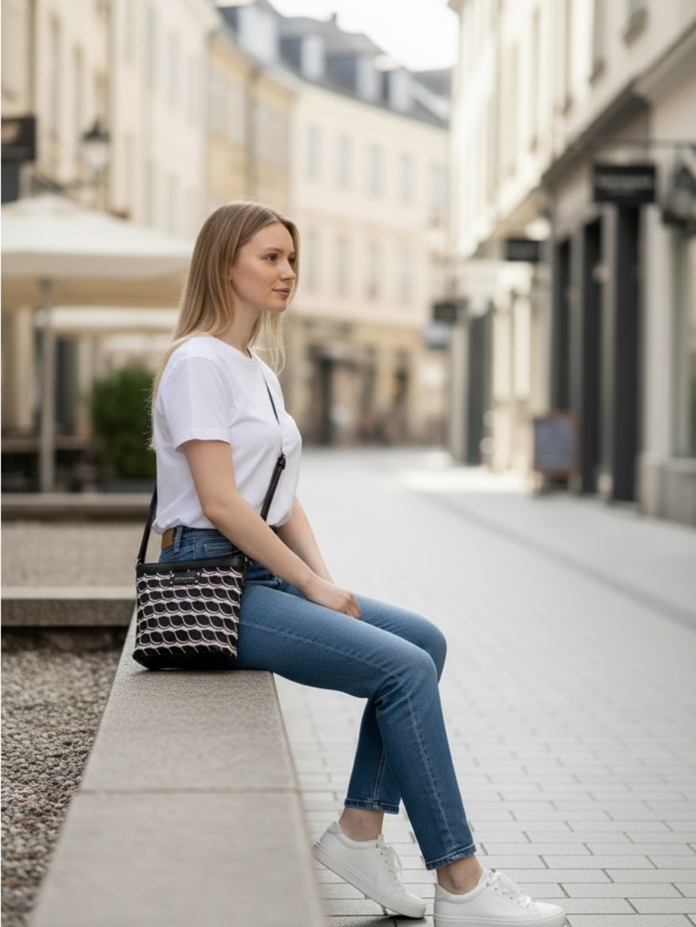 Kate Spade Navy Ivory Scallop Print Crossbody Bag Coated Canvas - Picture 8 of 10